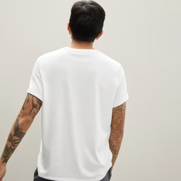 Men’s Everlane Uniform T-Shirt. - Picture 5 of 5